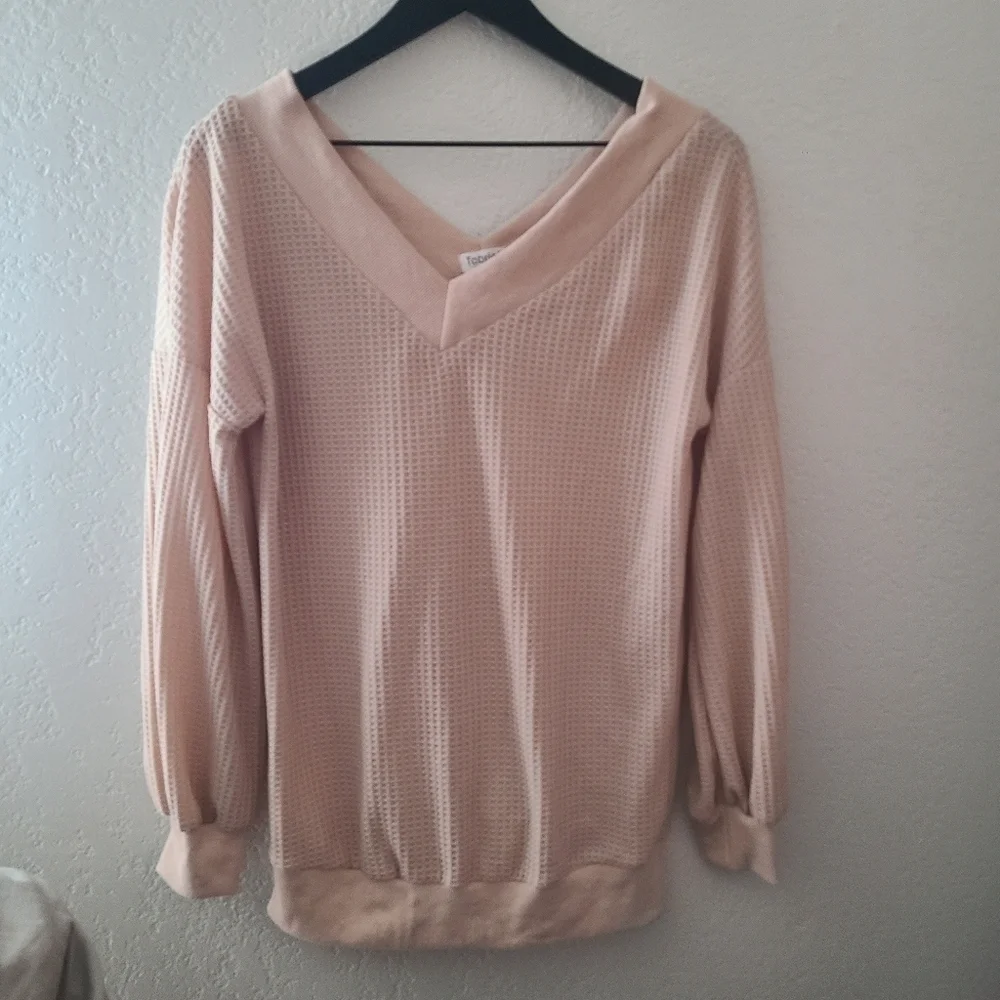 Women Small Shell Pink Romantic V-Neck Waffle Knit Off Shoulder Long Sleeve EUC